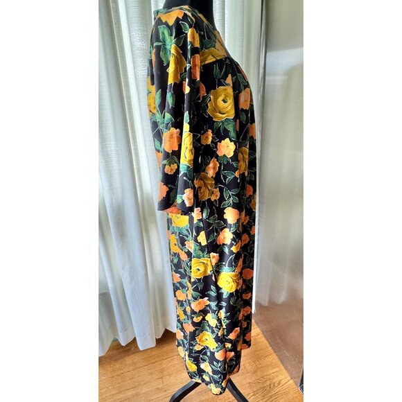 Vintage 80s housedress, black, bold orange, green floral, long sleeves, granny - Picture 6 of 7